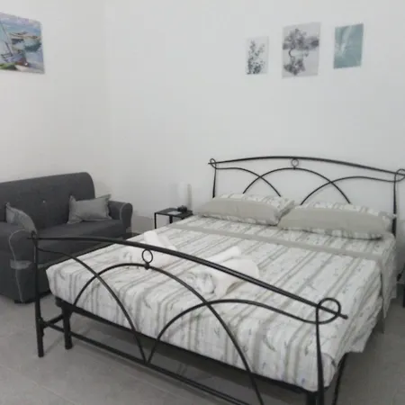 Apulian Bluemoon House Дом отдыха Мольфетта